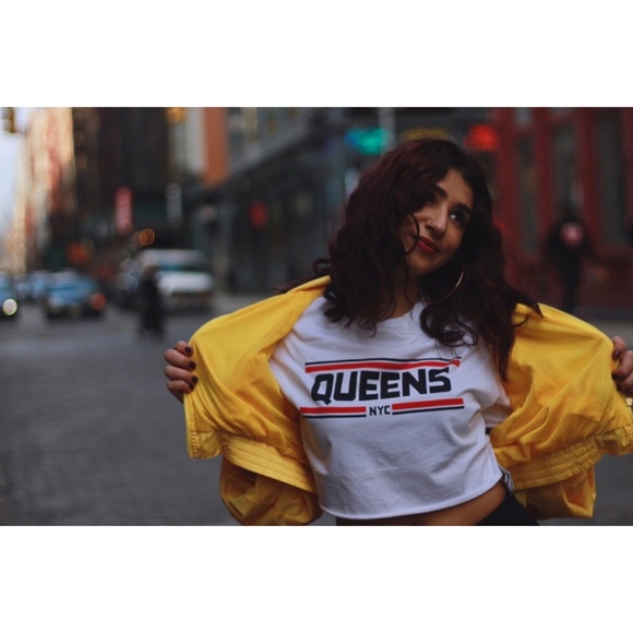 H&M Tops - Queens NYC long sleeve crop from H&M. ♥️